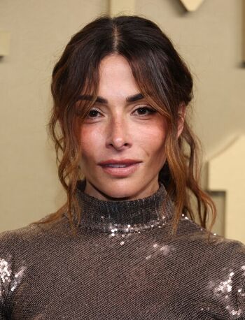 Full leaked Sarah shahi private photo
