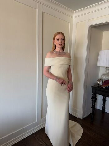 Full leaked Sarah snook private photo