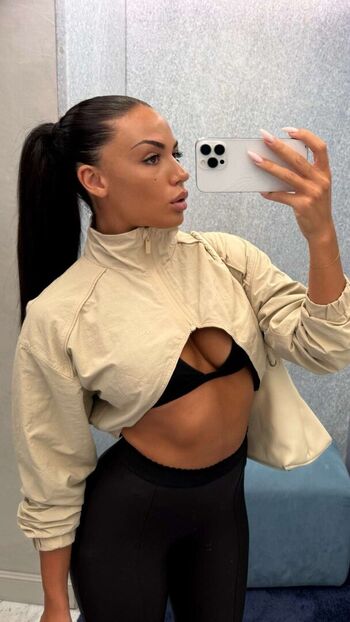 Full leaked Sarah wahala private photo