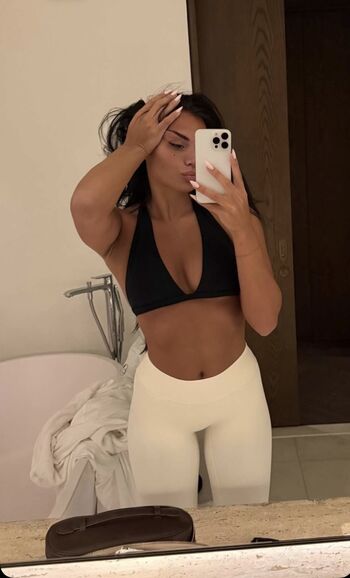 Full leaked Sarah wahala private photo