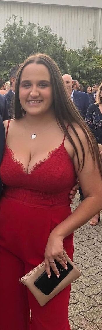 Full leaked Sarah williams private photo