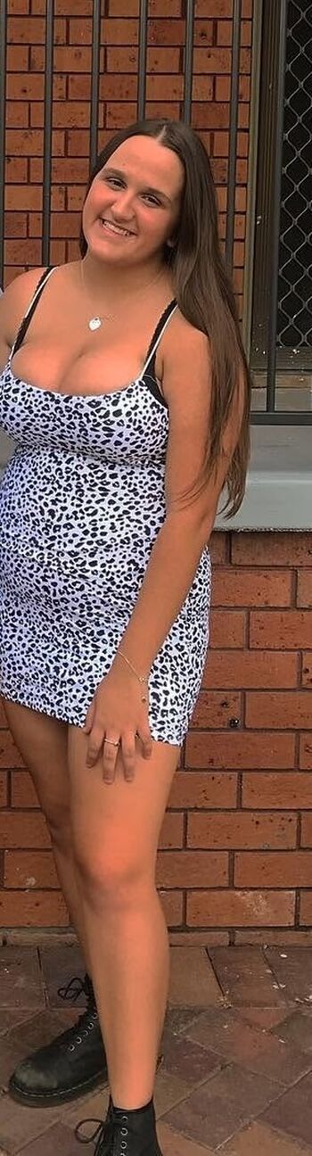 Full leaked Sarah williams private photo