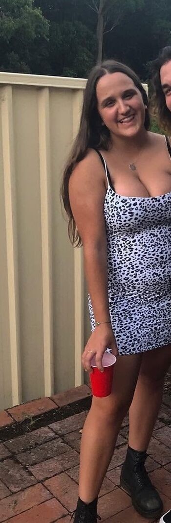 Full leaked Sarah williams private photo