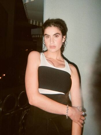Full leaked Sarah yarkin page private photo
