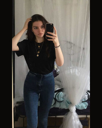 Full leaked Sarahhbl page private photo
