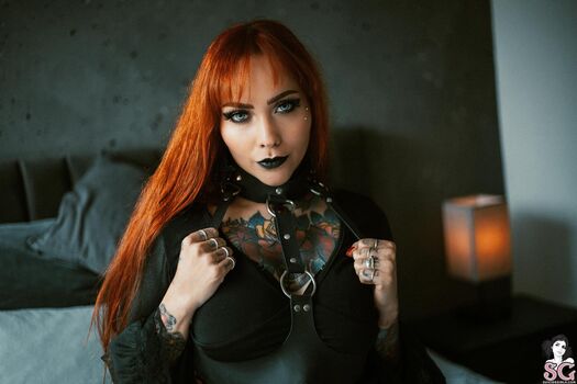 Full leaked Sarahinkzed page private photo