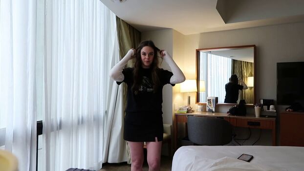 Full leaked Sarahkey private photo