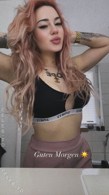 Full leaked Sarahmelek private photo