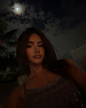Full leaked Sarahmiilo private photo