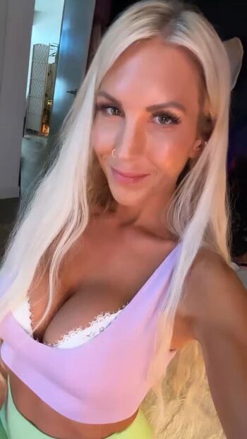 Full leaked Sarahs world private photo