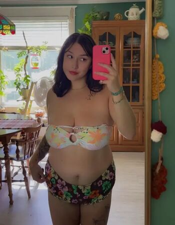 Full leaked Sarahstar private photo