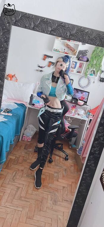 Full leaked Saraiwazawa page private photo