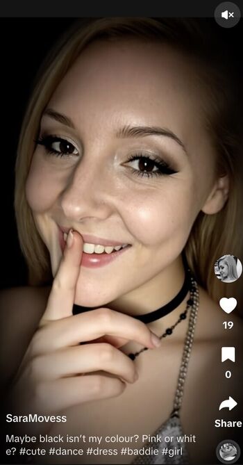 Full leaked Saramovess private photo