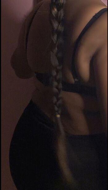 Full leaked Saranya santhosh page private photo