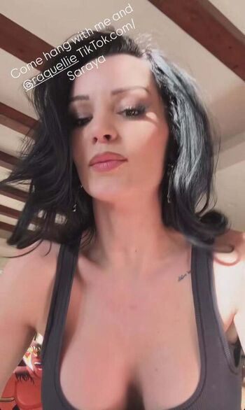 Full leaked Saraya bevis page private photo