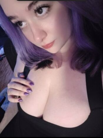 Full leaked Sareniia private photo