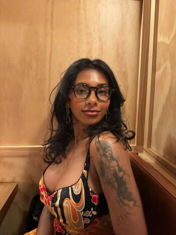 Full leaked Sarikka raman private photo