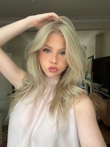 Full leaked Saskia lester private photo