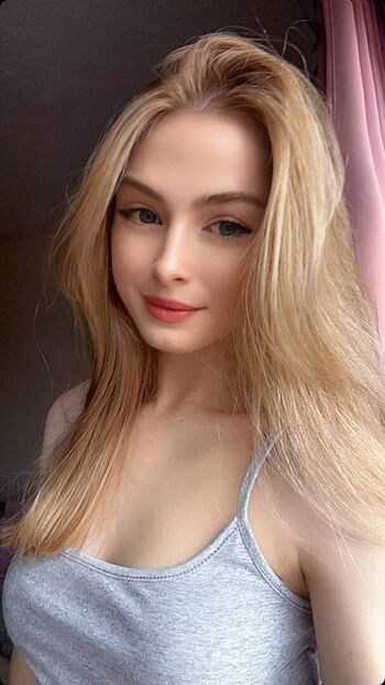 Full leaked Sassynessa page private photo