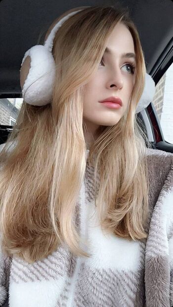 Full leaked Sassynessa page private photo