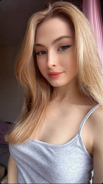 Full leaked Sassynessa page private photo