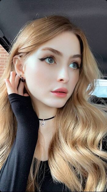 Full leaked Sassynessa page private photo