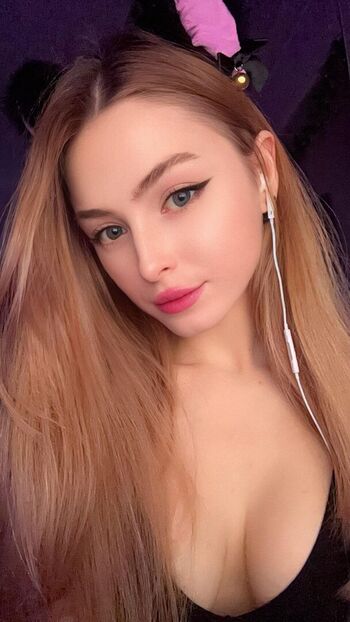 Full leaked Sassynessa page private photo