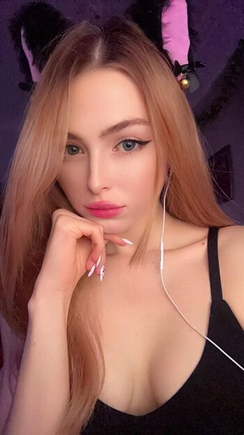 Full leaked Sassynessa page private photo