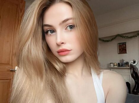 Full leaked Sassynessa page private photo