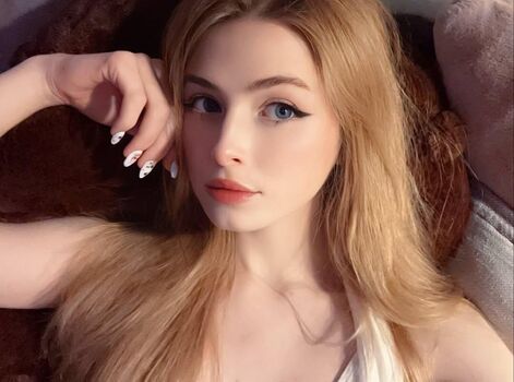 Full leaked Sassynessa page private photo