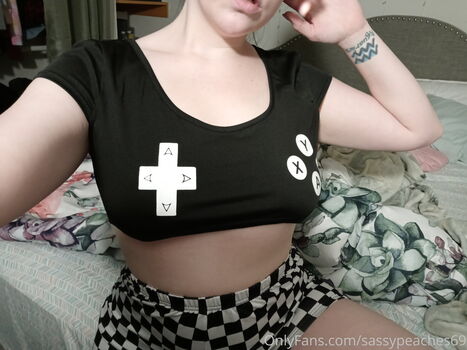 Full leaked Sassypeaches private photo