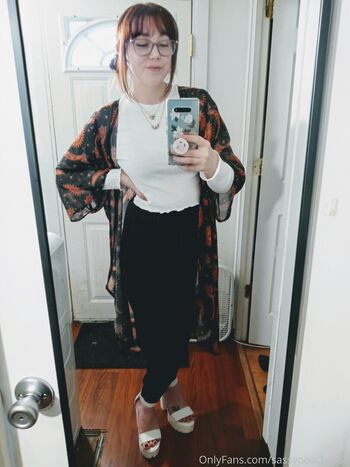 Full leaked Sassypeaches private photo