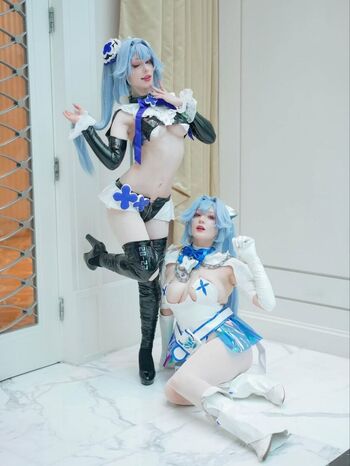 Full leaked Satin stars page private photo