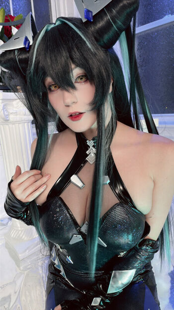 Full leaked Satin stars page private photo