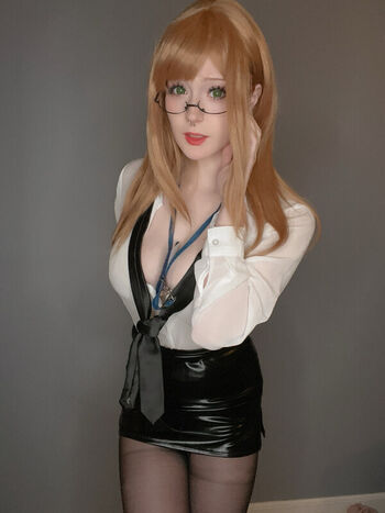 Full leaked Satin stars page private photo