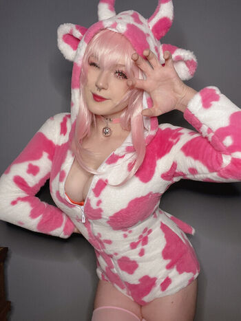 Full leaked Satin stars page private photo