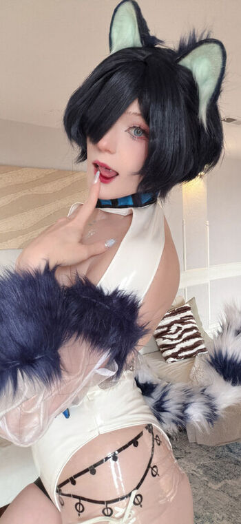 Full leaked Satin stars page private photo