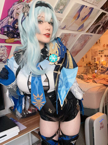 Full leaked Satin stars page private photo