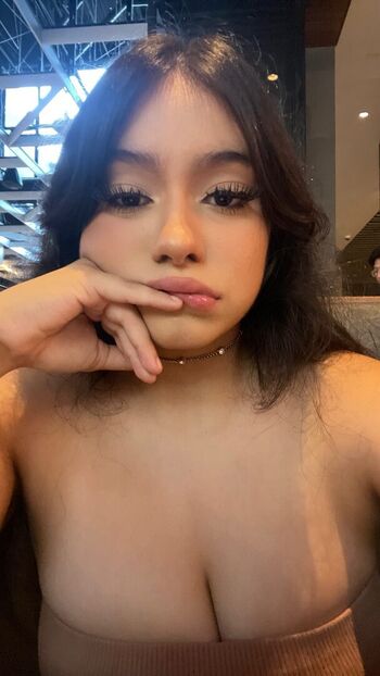 saucyysuzzy