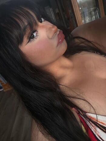Full leaked Saucyysuzzy private photo