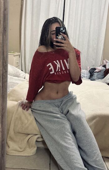 Full leaked Saudijae private photo
