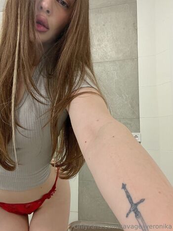 savage_veronika