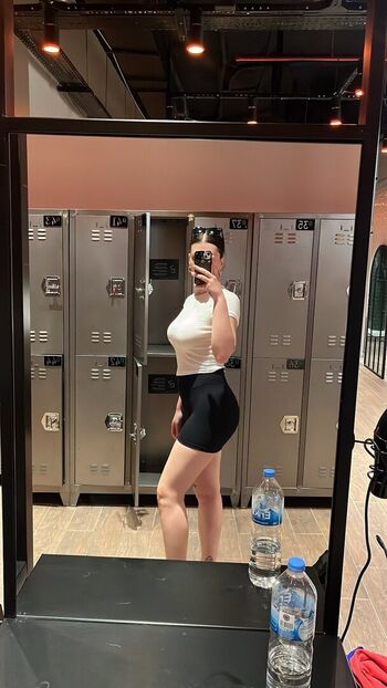 Full leaked Savagebestiee private photo