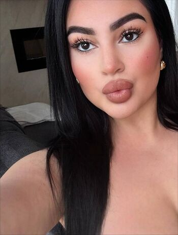 Full leaked Savala tee page private photo