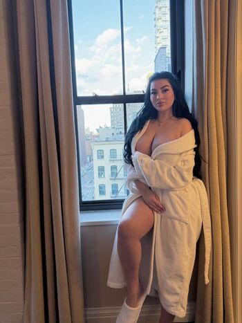 Full leaked Savala tee page private photo
