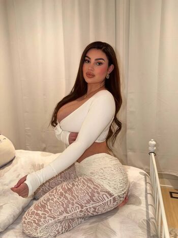 Full leaked Savala tee page private photo