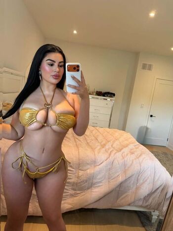 Full leaked Savala tee page private photo