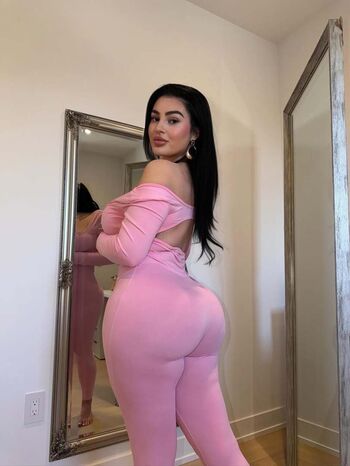 Full leaked Savala tee page private photo