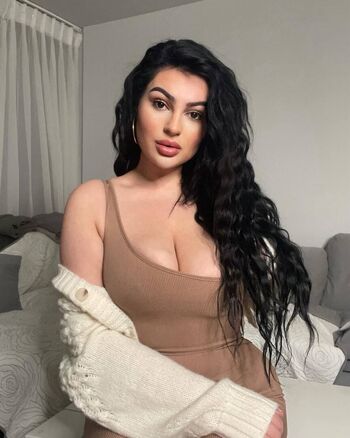 Full leaked Savala tee page private photo