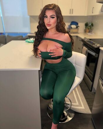 Savala Tee